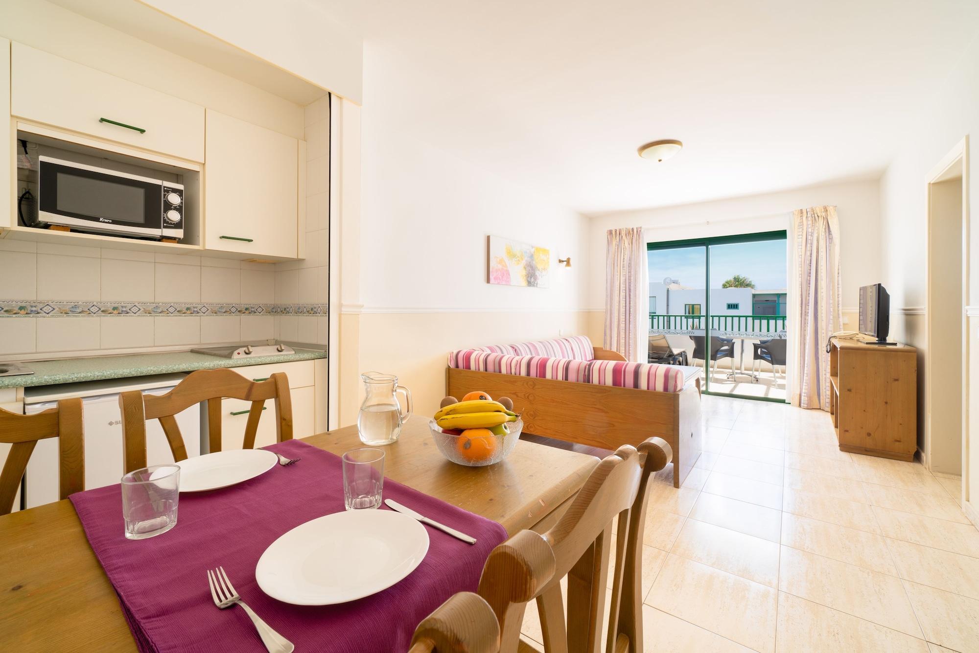 Apartamentos Galeon Playa Costa Teguise Kültér fotó